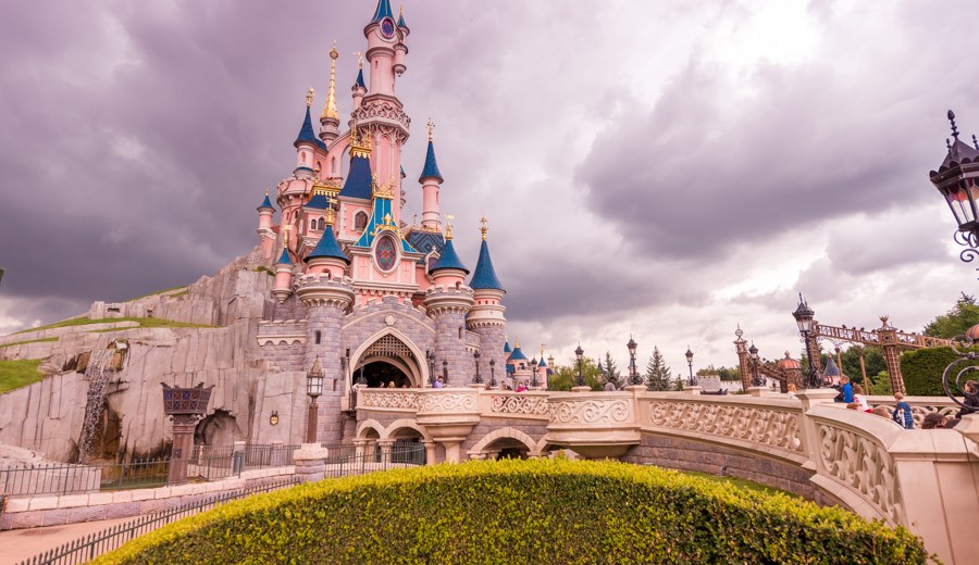 Madrid y París con Disneyland · Pascua